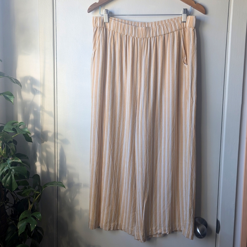AEO Cropped Wide Leg Pants